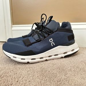 On Cloud Cloud Nova Navy and Black Tennis Shoes